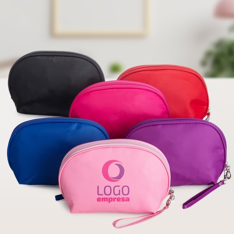 Nécessaire em Nylon Impermeável